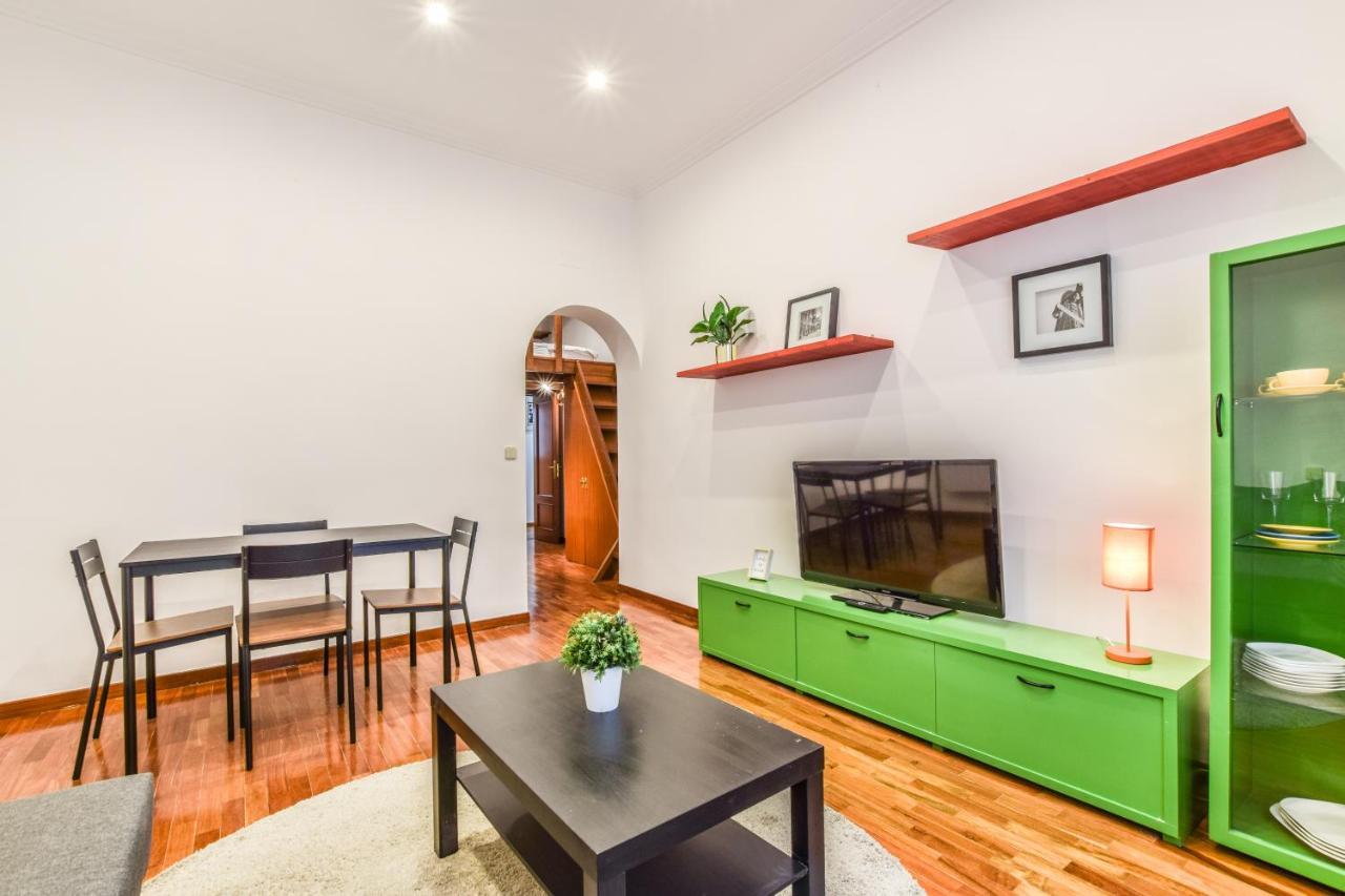 Apartamento Puente De Segovia Apartment มาดริด ภายนอก รูปภาพ