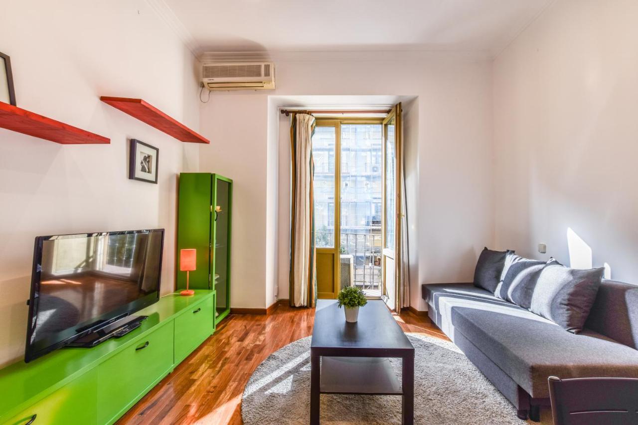 Apartamento Puente De Segovia Apartment มาดริด ภายนอก รูปภาพ