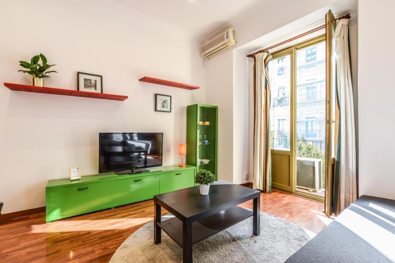 Apartamento Puente De Segovia Apartment มาดริด ภายนอก รูปภาพ