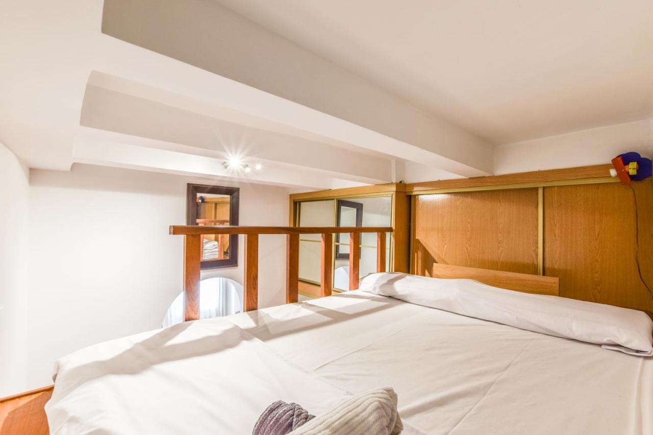 Apartamento Puente De Segovia Apartment มาดริด ภายนอก รูปภาพ